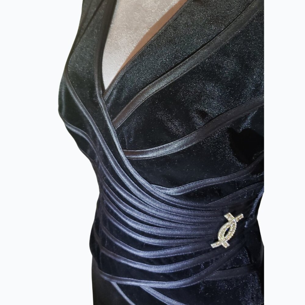 Js Collection Black Velvet And Satin Two Piece - image 3